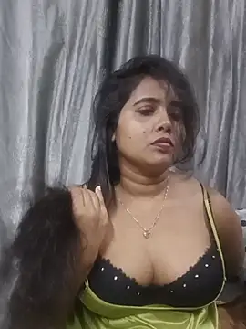 hornykhushi321's Webcam Show