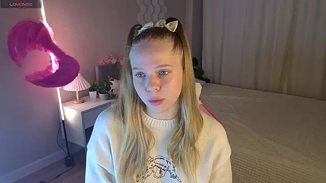 Show modela Sweet_Angelll na web-kameri
