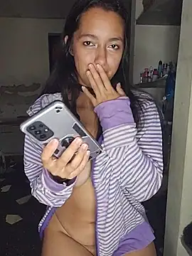 reiven24 Cameră chat live