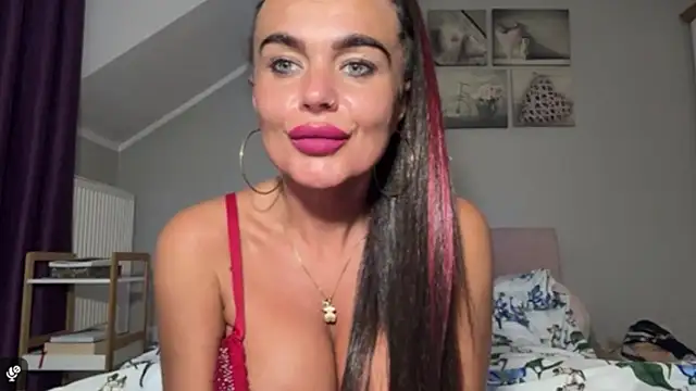 Chat XXX en directo de JennyFantasy