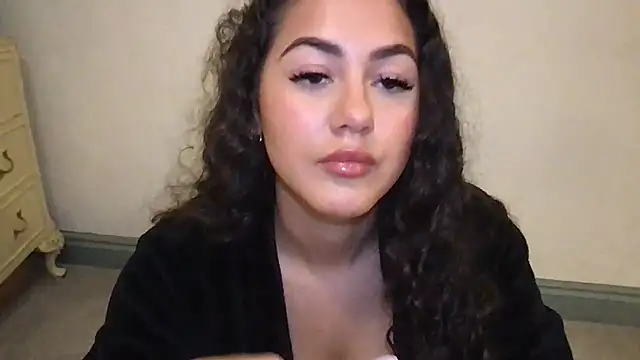 Alyiahdolll's Webcam Show