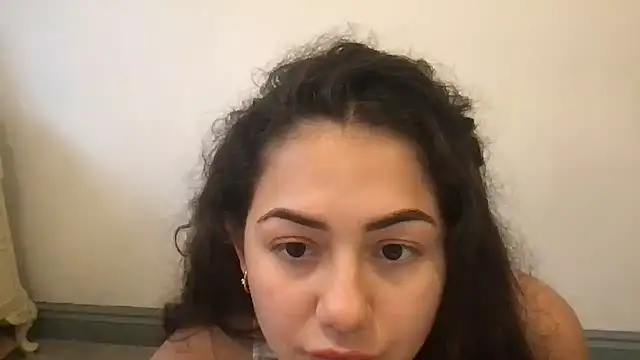 Show de Alyiahdolll na webcam