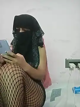 Sonali_sexi Adlı Modelin Canlı XXX Sohbeti