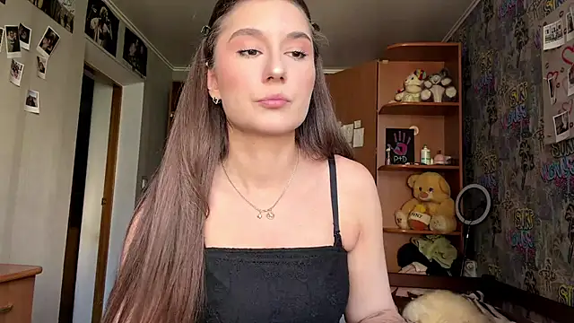 Chat XXX ao vivo de KittyNoSkirty