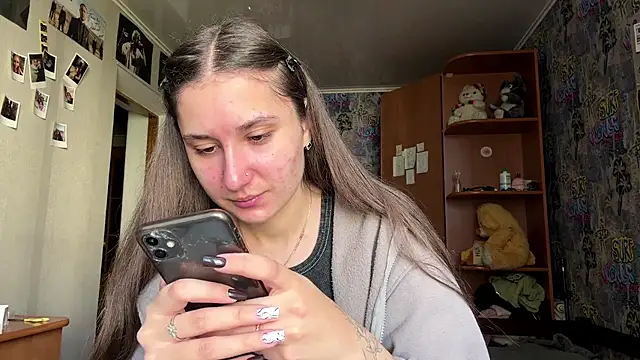 Chat XXX ao vivo de KittyNoSkirty