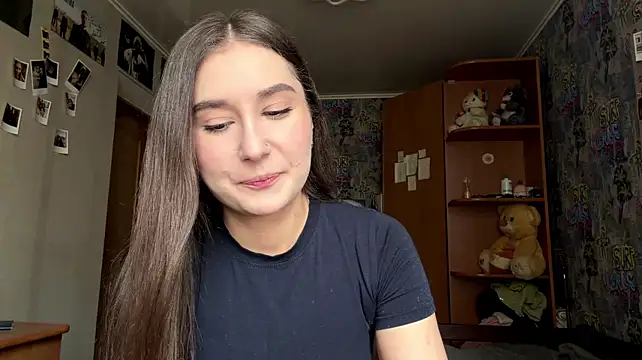 KittyNoSkirty's Webcam Show
