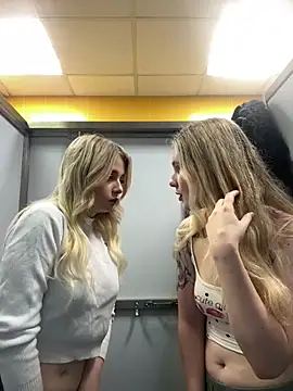 Вебкам-шоу SiaLater