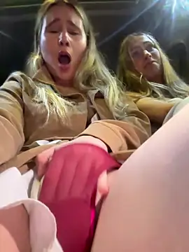 SiaLater's Webcam Show
