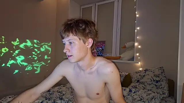 Danielluv67's Webcam Show