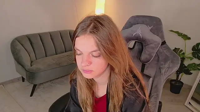 Oh_lora Chat XXX in diretta