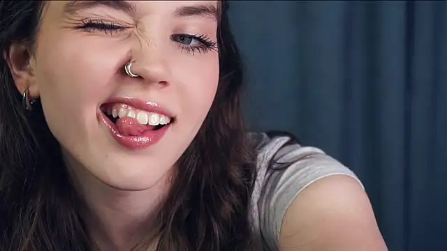 TressaEhl webcam show