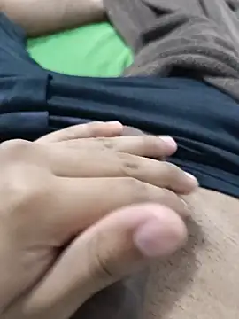 عرض كام leoziito