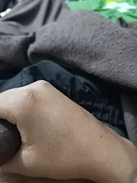leoziito webkamerás műsora