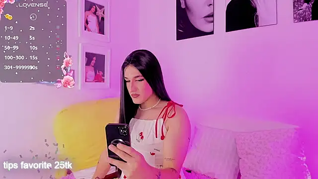 Show Webcam de Naomi_Collins_