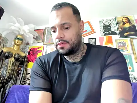 DorianWolf Show in webcam