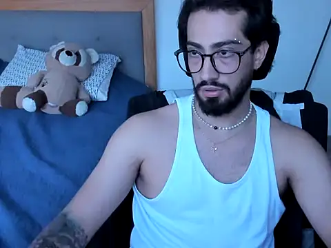 Show de Thiagox2002 na webcam