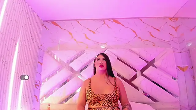 Nina_Strauss Adlı Modelin Web Kamerası Şovu