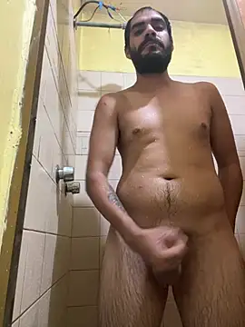 Show modela Locotisimo na web-kameri