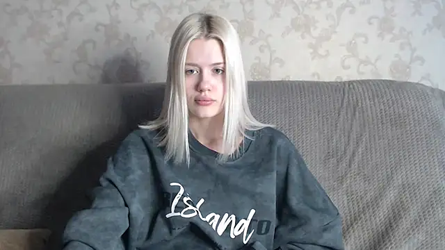 BlondyLedy: онлайн-секс-чат