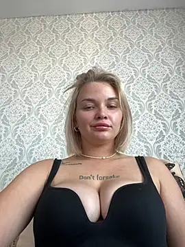 XXX chat uživo modela EvaDelicious_