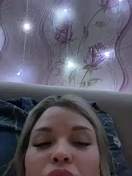 EvaDelicious_ XXX чат на живо