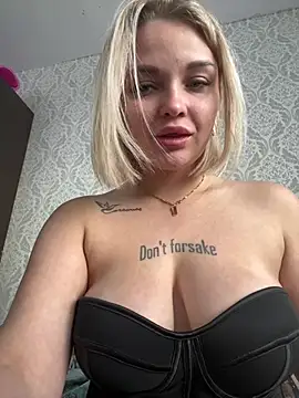 Chat +18 de EvaDelicious_ ao vivo