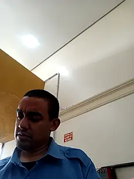 Show de morenogostoso29 na webcam