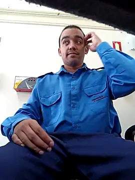 Show de morenogostoso29 na webcam