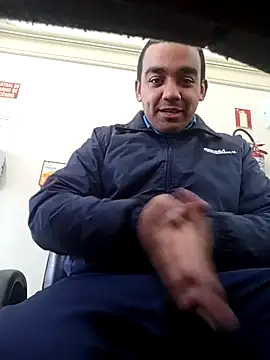 Webkamerová show morenogostoso29