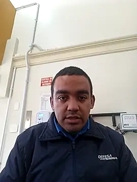 Show de morenogostoso29 na webcam