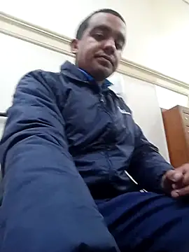 Show de morenogostoso29 na webcam
