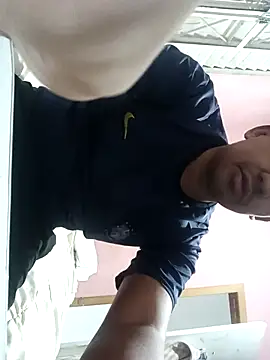 morenogostoso29: διαδικτυακό σόου στην κάμερα