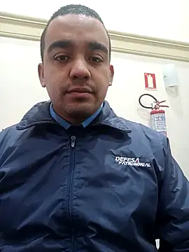 morenogostoso29: διαδικτυακό σόου στην κάμερα