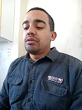 Show de morenogostoso29 na webcam