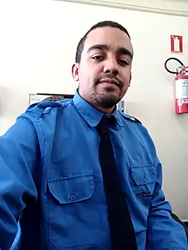 Show de morenogostoso29 na webcam