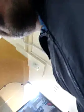 Webkamerová show morenogostoso29