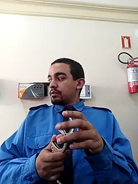 morenogostoso29: διαδικτυακό σόου στην κάμερα