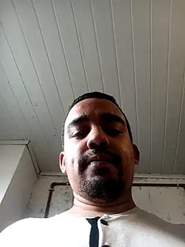 Chat XXX ao vivo de morenogostoso29