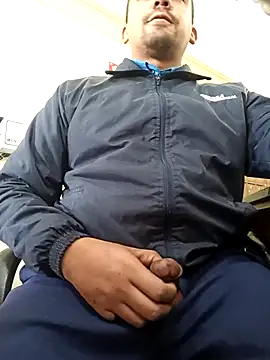 Show de morenogostoso29 na webcam