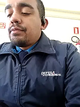 Show de morenogostoso29 na webcam