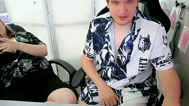 1LxN1 Webcam Show