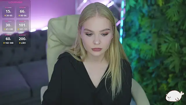 Вебкам-шоу LeylaReeds