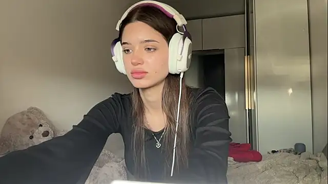 Chat +18 de NicolleBarreto ao vivo
