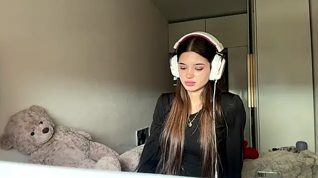 NicolleBarreto Adlı Modelin Canlı XXX Sohbeti