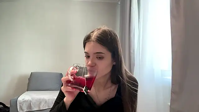 Chat +18 de NicolleBarreto ao vivo