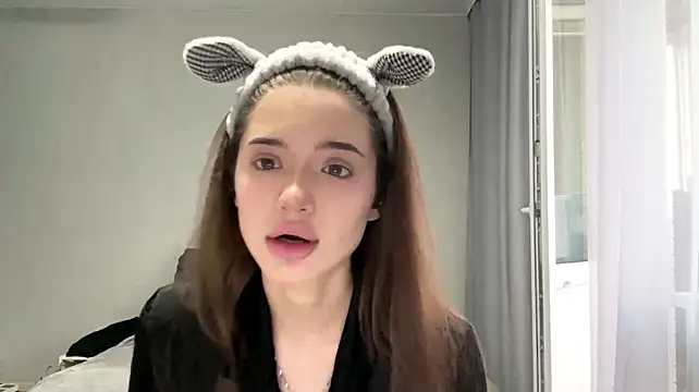 NicolleBarreto Adlı Modelin Canlı XXX Sohbeti