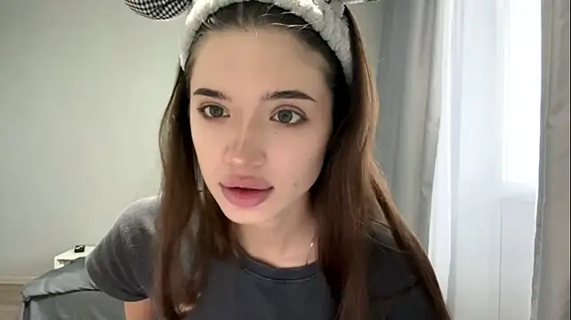 NicolleBarreto's Live XXX Chat