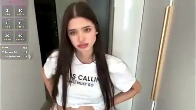 NicolleBarreto's Live XXX Chat