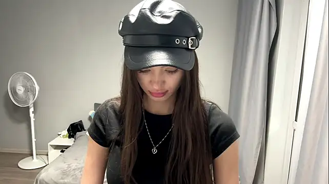 NicolleBarreto's Live XXX Chat