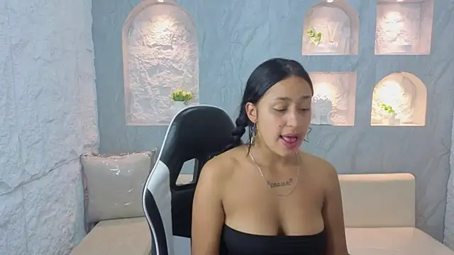 Violetta_Colucci_Txn Live XXX chat